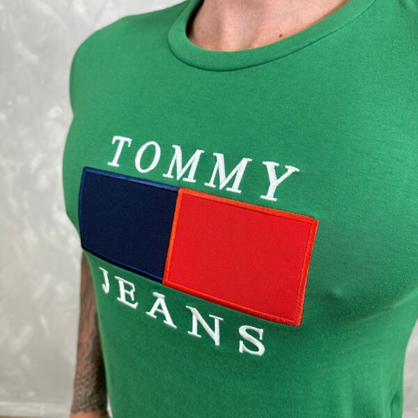 Camiseta TH Azul⭐ - Imagem 4
